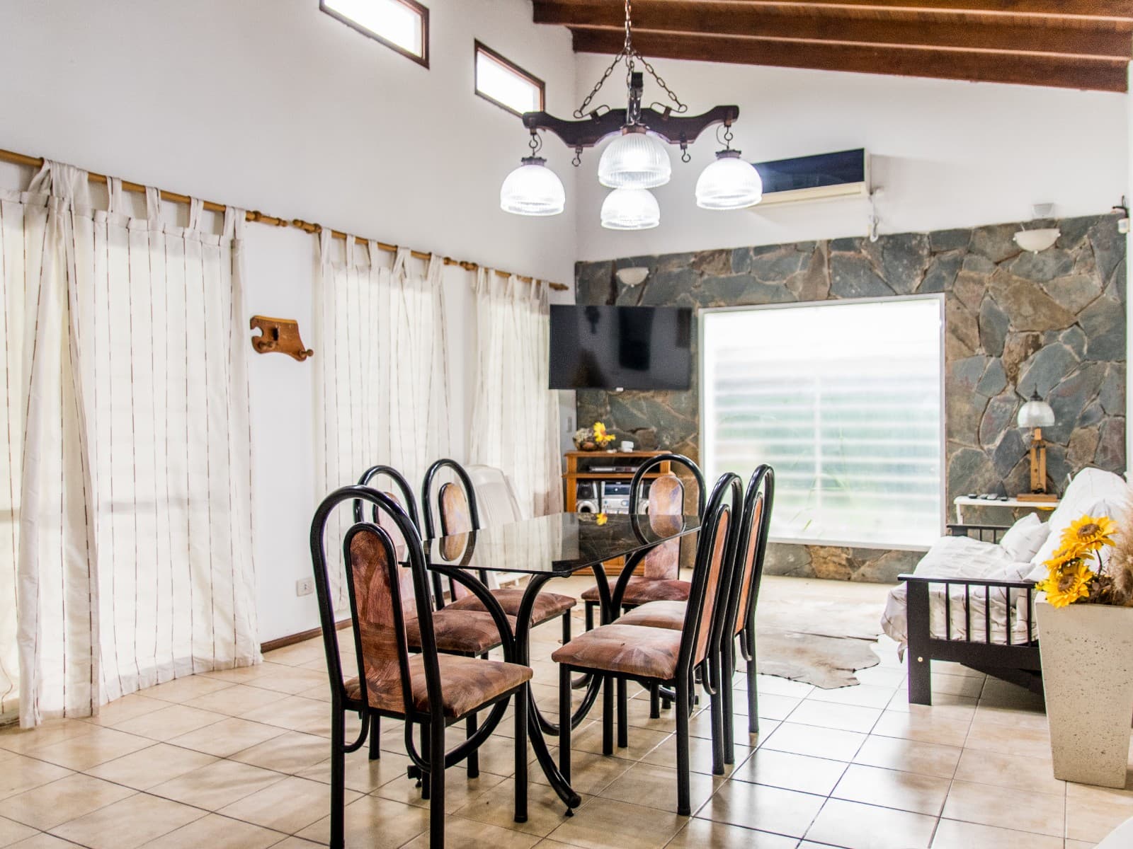 Casa 6 Pax Villa General Belgrano - Pileta y aires acondicionados